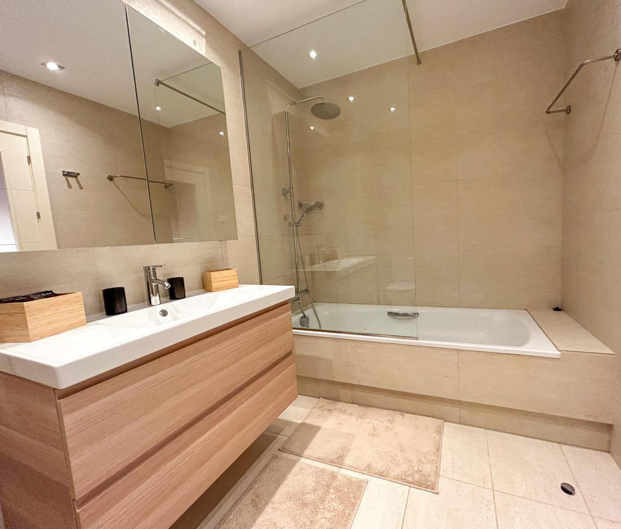 Luxe Del Golf - Brisas Apartment Marbella