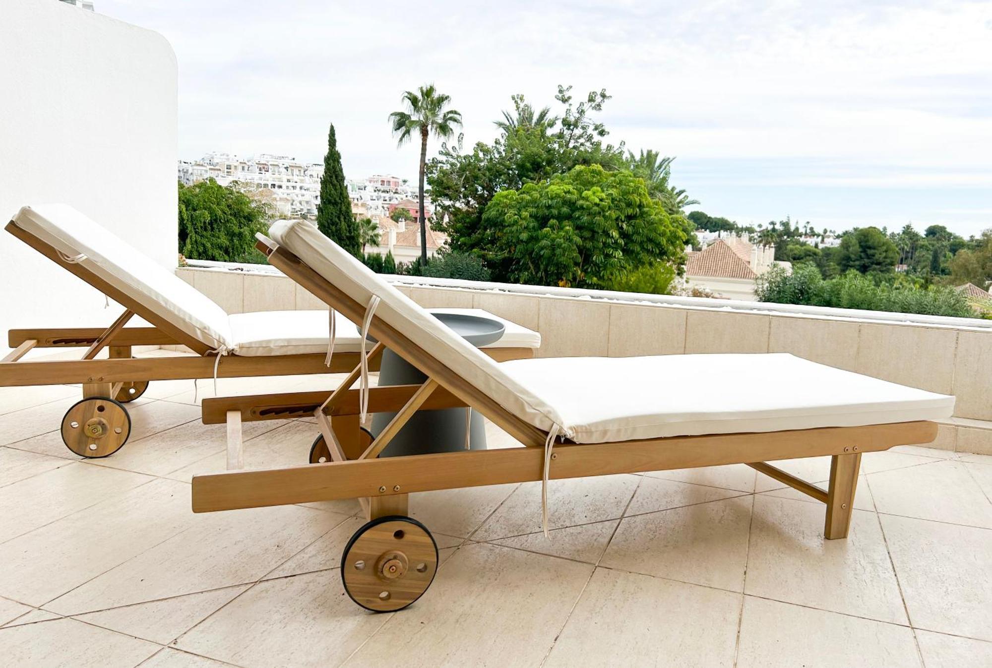 Luxe Del Golf - Brisas Apartment