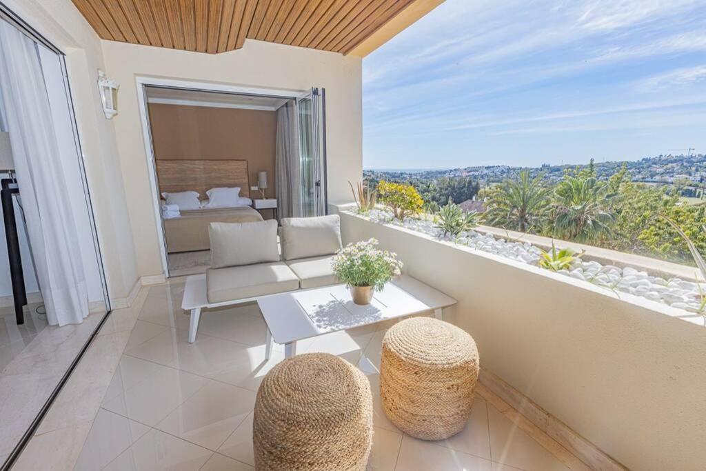 Luxe Del Golf - Brisas *